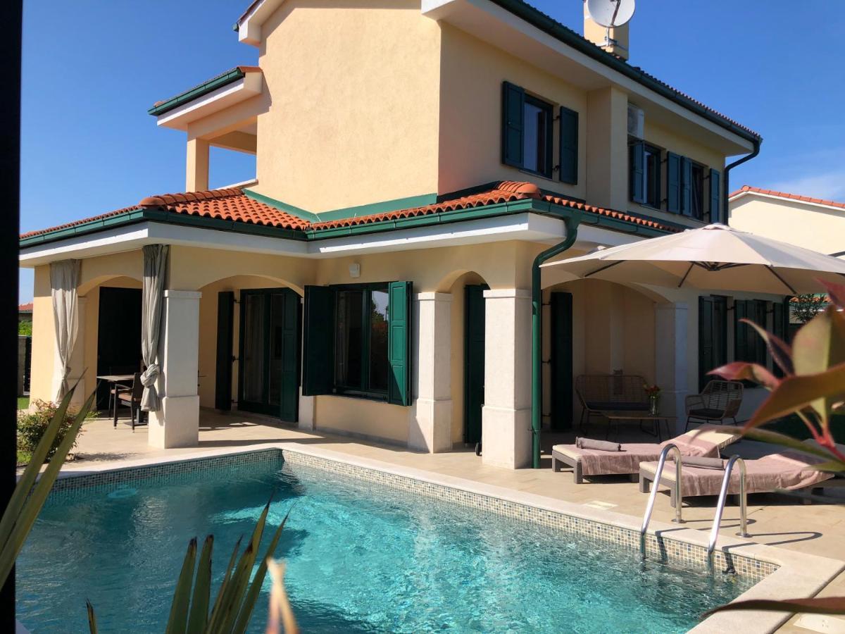 Private Villa "San Servolo House" With Sea View And Private Pool Buje Kültér fotó